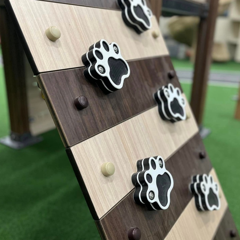 Model Zzrs20230907 Wooden Slides - Perfect for Outdoor Entertainment